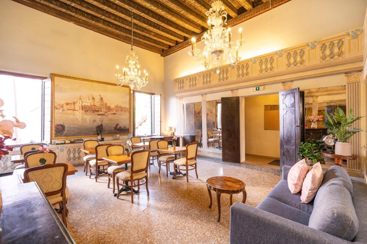 Residenza Centopietre - Dorsoduro By Wonderful Italy Veneţia Exterior foto